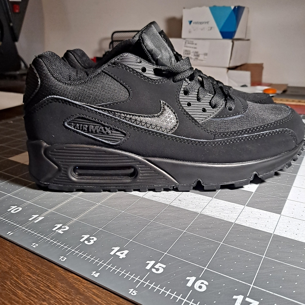 Women Air Max 90 size 8